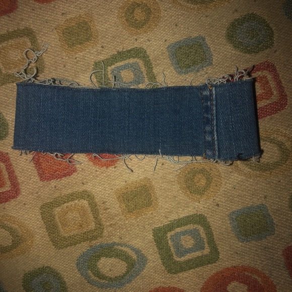 Jean Choker - Picture 2 of 2